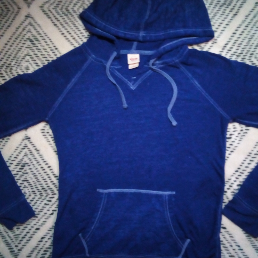Light hoodie